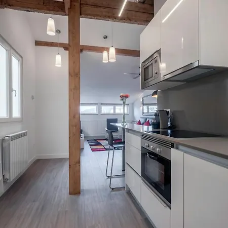 Always Easy I Usandizaga *