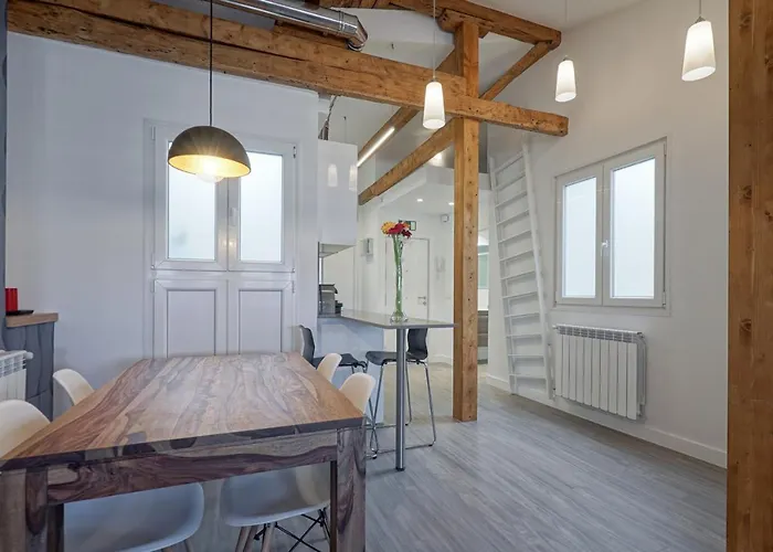 Always Easy I Usandizaga アパート *